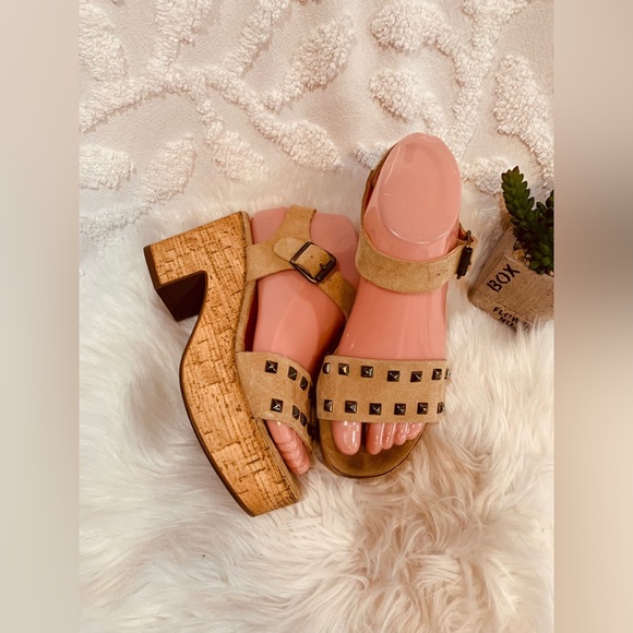 Why not women's Sandals - Picture 4 of 9